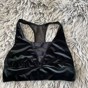 VICTORIA SPORT BRALETTE